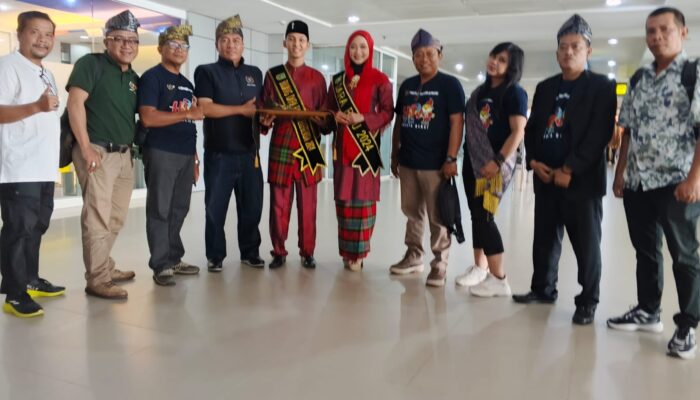 Delegasi PWI DKI Jaya Perdana Tiba di Pekanbaru Ikuti Semarak HPN Riau 2025