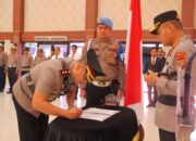 Kapolres Metro Bekasi Pimpin Sertijab Wakapolres: AKBP Saufi Salamun Serahkan Tugas kepada AKBP Apri Fajar Hermanto