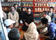 Wamendagri Bima Apresiasi Sentra Pengolahan Bawang Goreng Kabupaten Solok yang Akan Bermitra dengan Kopdes