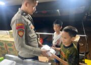 Polisi Gelar Dapur Lapangan untuk Pengungsi Korban Kebakaran di Kapuk Muara