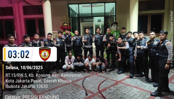 Geng Remaja Brutal Serang Warga di Kemayoran, Polisi Tangkap 4 Pelaku Bersenjata Celurit!
