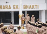 Diiringi Defile Drumband, Wamendagri Bima Sambut Peserta Retret Gelombang II di Kampus IPDN