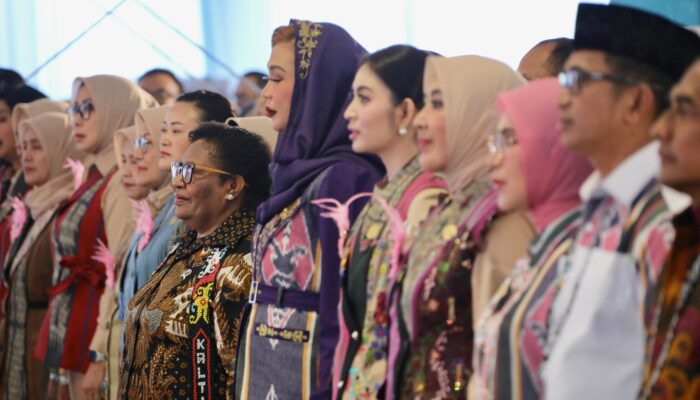 Hadiri Pembukaan HUT Ke-45 Dekranas, Wamendagri Ribka Haluk: Momentum Perajin Indonesia Menembus Pasar Dunia