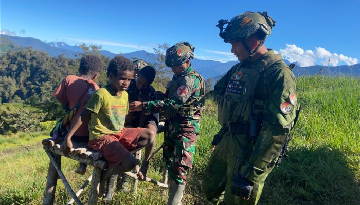 Dari Pintu Jawa, Satgas TNI Menyentuh Luka dengan Cinta: Senyum Anak-Anak Wombru Jadi Obat Terbaik