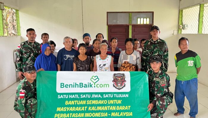Satgas Pamtas Yonarhanud 1 Kostrad Bersama Yayasan Benih Baik Salurkan Bantuan Sembako di Wilayah Perbatasan