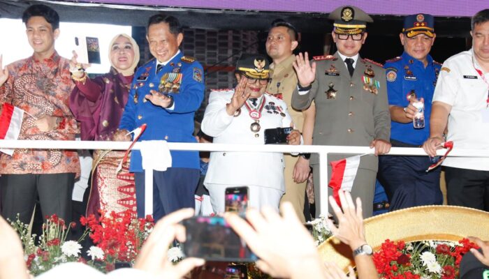 Kemendagri Angkat Simbol Keselamatan Publik dan Birokrasi Modern dalam Karnaval Bersatu HUT Ke-80 Kemerdekaan RI