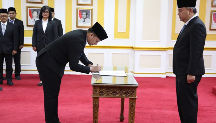 Lantik Pejabat Pengawas, Sekjen Kemendagri Minta Kembangkan Terobosan Kreatif
