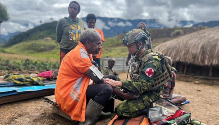 Satgas Yonif 700/Wyc, Cahaya Pengharapan di Lembah Tengah Papua
