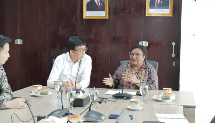 Wamendagri Ribka Pastikan Program Gasing Yohanes Surya Terlaksana di Seluruh Papua