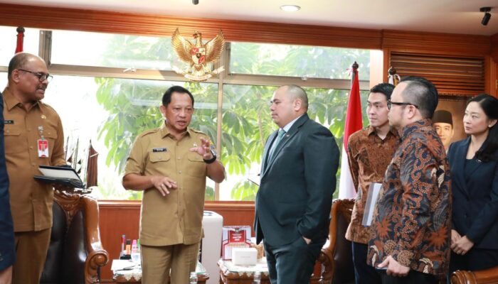 Mendagri Terima Kunjungan CIO Danantara, Bahas Penguatan Bidang Pendidikan dan Optimalisasi Pengelolaan Sampah Berkelanjutan