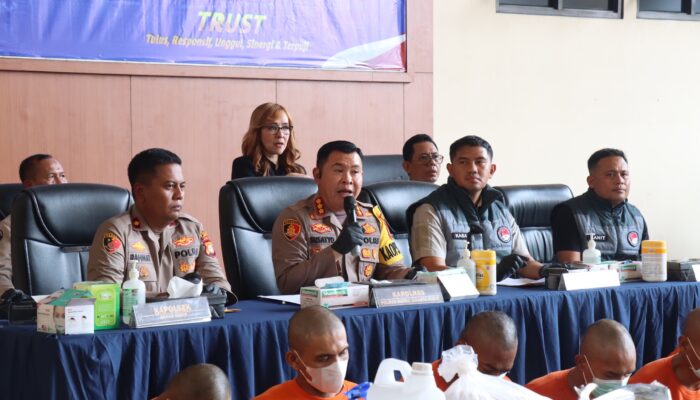 Satresnarkoba Polres Metro Jakpus Gagalkan Peredaran 12 Kg Sabu Jaringan Aceh–Malaysia di Tol Jakarta–Cikampek