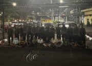 Polres Metro Jakarta Pusat Amankan 15 Remaja Tawuran, Sajam dan Ganja Disita