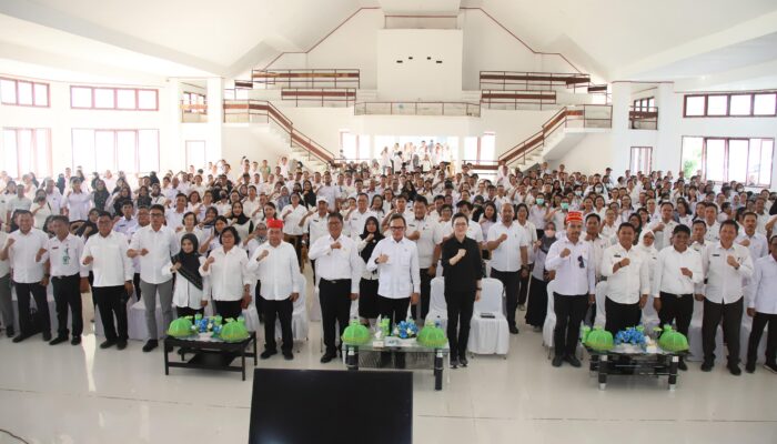 Wamendagri Bima Arya Dorong ASN Kabupaten Poso Junjung Tinggi Integritas