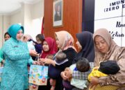 Ketum TP PKK Tri Tito Karnavian Buka Gebyar Imunisasi Anak dengan Zero Dose di Tasikmalaya