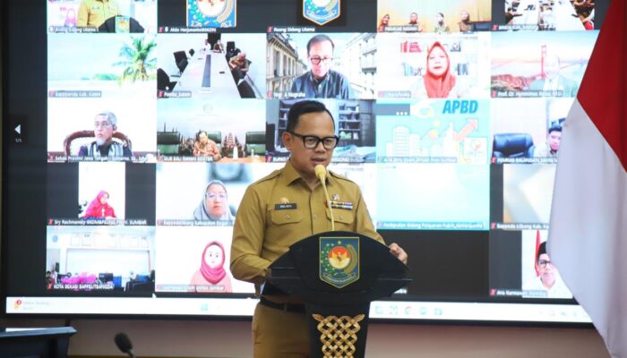 Wamendagri Bima Dorong Kepala Daerah Bangun Ekosistem Inovasi Berbasis Riset