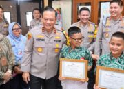 Kapolda Metro Jaya Apresiasi Kejujuran Siswa SD di Cipayung