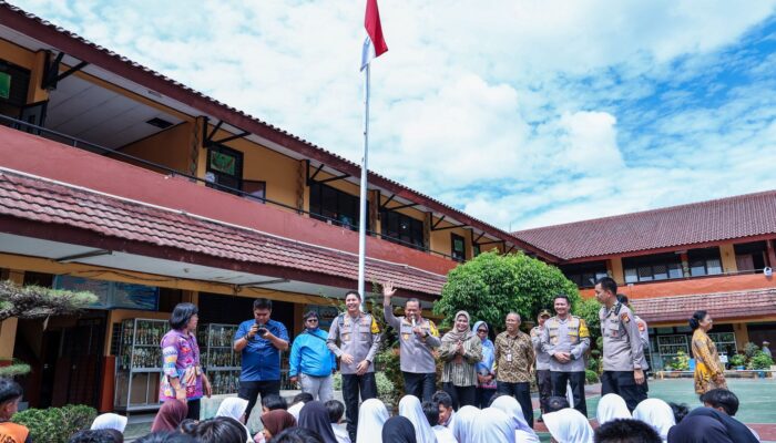 Sekolah Bangga, Siswa SDN Setu 02 Cipayung Dapat Apresiasi dari Kapolda Metro Jaya
