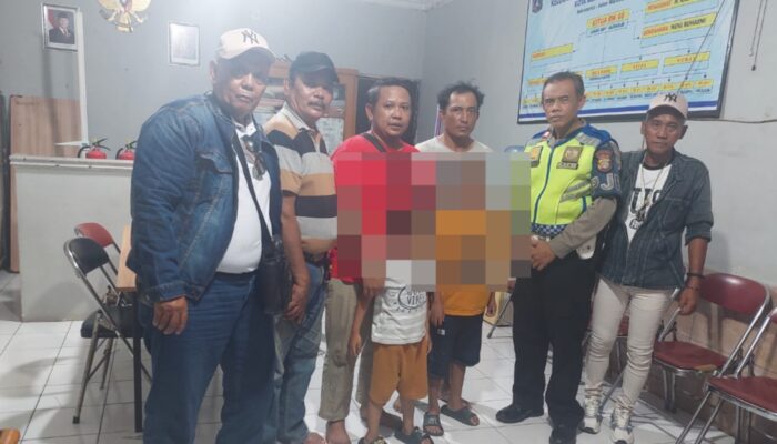 Polisi Selamatkan Dua Anak Yang Tersesat di Tol Wiyoto Wiyono, Kini Sudah Bersama Orang Tua