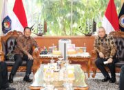 Mendagri dan Menhub Bahas Pengamanan hingga Pengendalian Inflasi Jelang Nataru