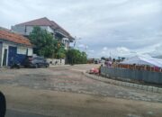 Warga Meruya Selatan Mempertanyakan Aset Pemda: Jalan yang Dirubah Oleh Pengembang Kok Bisa?