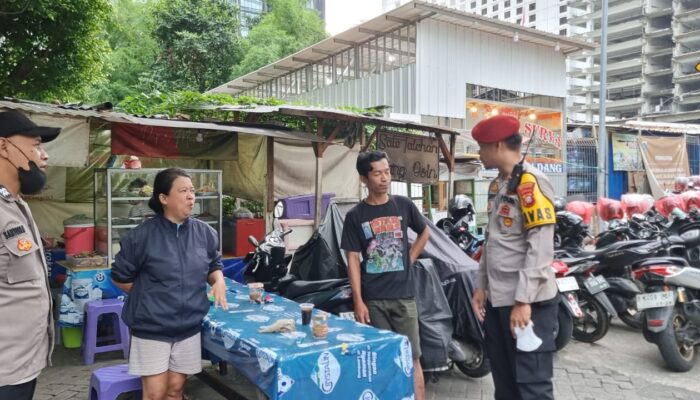 Parkir Liar di Setiabudi Jaksel Pungut Tarif Tak Wajar, Warga Mengadu ke Layanan 110 Polisi