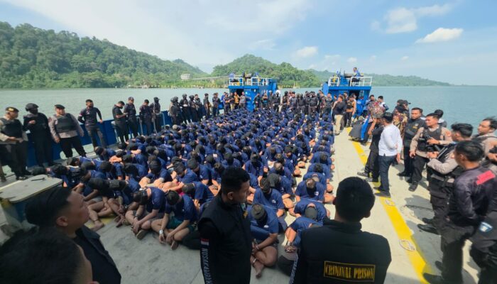 220 Warga Binaan High Risk Jakarta Dipindah ke Nusakambangan