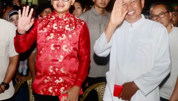 Wamendagri Bima Arya Apresiasi Kolaborasi Masyarakat Meriahkan Perayaan Cap Go Meh di Kota Bogor