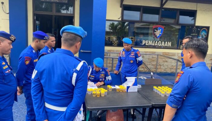 Jaga Profesionalisme, Ditpolairud Polda Babel Gelar Gaktibplin dan Tes Urine Personel