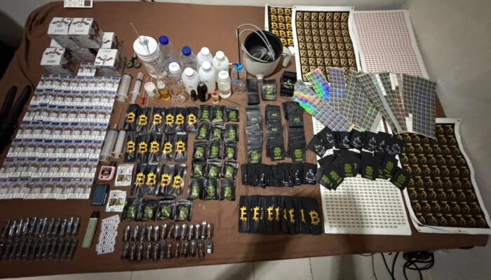 Polda Metro Jaya Membongkar Clandestine LAB Cartridge Vape Mengandung Narkotika Golongan II Jenis Etomidate di Jakarta Barat
