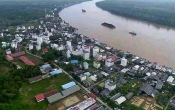 “Miris” Terkendala Perizinan Kementerian Perhubungan Kecamatan Tertua di Barsel Masih Krisis Listrik