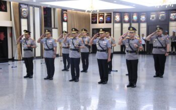 Kapolri Pimpin Pelantikan dan Sertijab Sejumlah PJU Mabes Polri dan Kapolda
