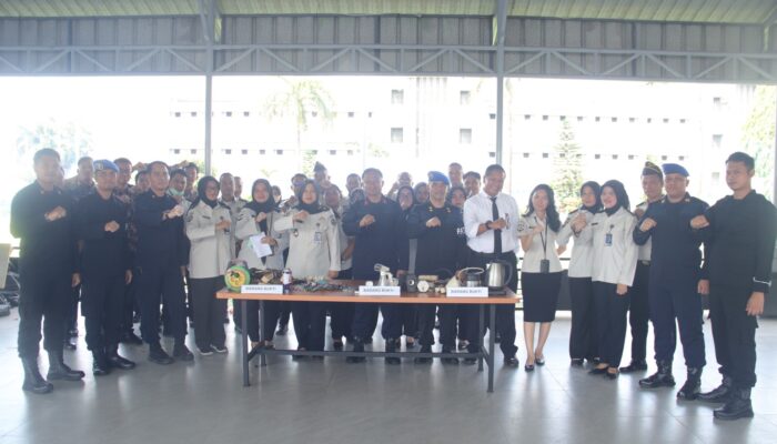 Kalapas Cipinang Pimpin Apel Siaga dan Razia Mendadak Saat Jam Makan Siang