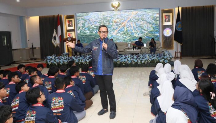 Generasi Muda Jadi Kunci Indonesia Emas 2045, Ini Pesan Wamendagri Bima