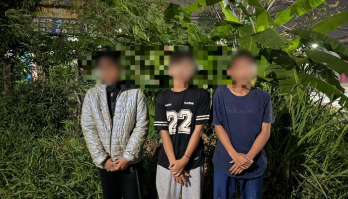 Brimob Metro Jaya Cegah Tawuran di Bekasi, 3 Remaja-Sajam Diamankan