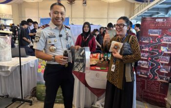 Batik Lintas Lima Karya Warga Binaan Lapas Cipinang Tampil di President University, Bangun Harapan dan Kesempatan Kedua
