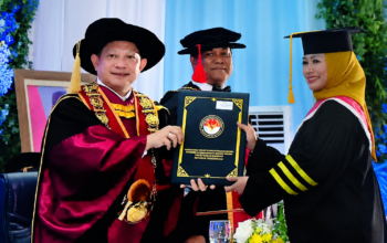 Mendagri Tito Karnavian Wisuda 1.404 Mahasiswa IPDN, Wali Kota Jakarta Barat Raih Gelar Doktor
