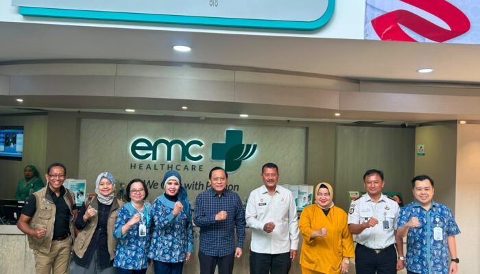 Bakti Kesehatan HUT ke-81 RI, Kanwil Ditjenpas DK Jakarta Fasilitasi Operasi Katarak