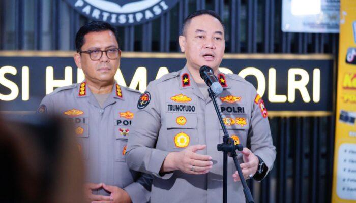 Penanganan Karhutla Hari Keenam, Brimob Kembali Turun di Biak