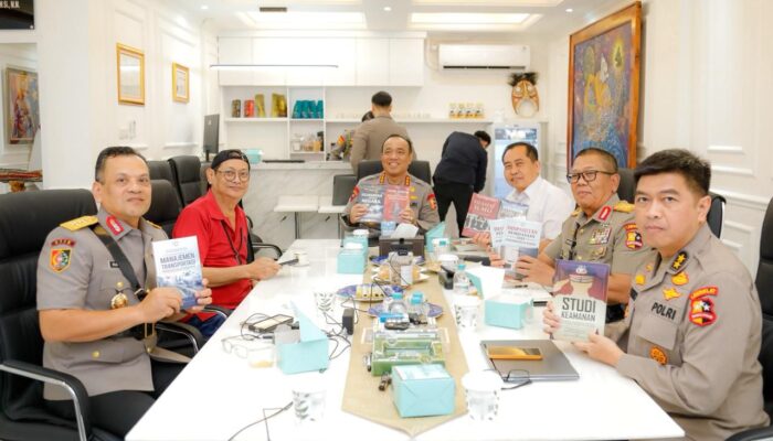 48 Buku Jadi Jejak Intelektual Polri, Wakapolri Dorong Ilmu Jadi Bekal di Lapangan